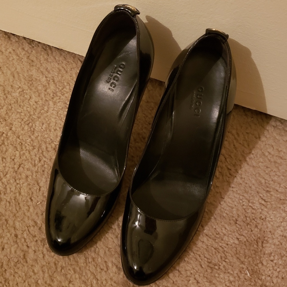 Black Gucci heels